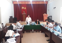 Đồng chí Lê Hữu Thọ làm việc với Đảng ủy xã Sơn Lâm